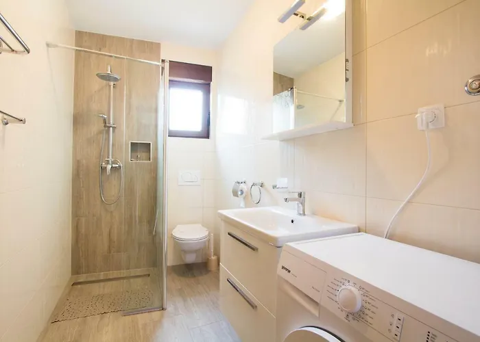 Апартаменти Jukic *